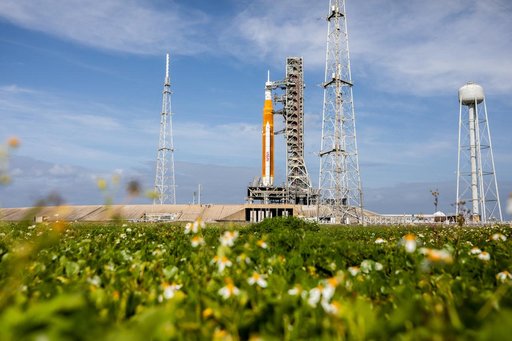 Artemis I at Pad 39B