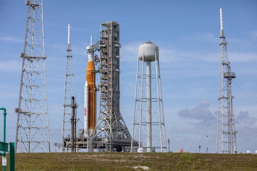 Artemis I at Pad 39B