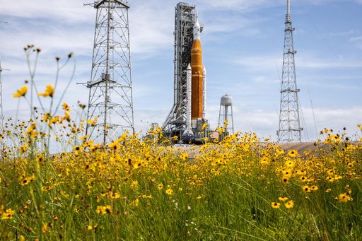Artemis I at Pad 39B