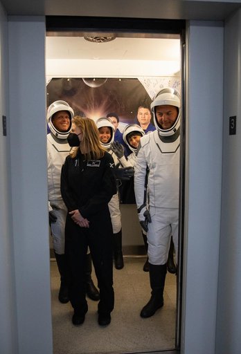 NASA’s SpaceX Crew-4 Live Launch Coverage