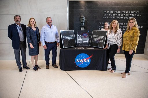 Tile Presentation to KSC Center Director Janet Petro