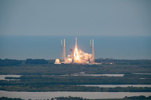 Boeing OFT-2 Liftoff