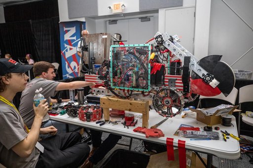Lunabotics / Robotic Mining Competition
