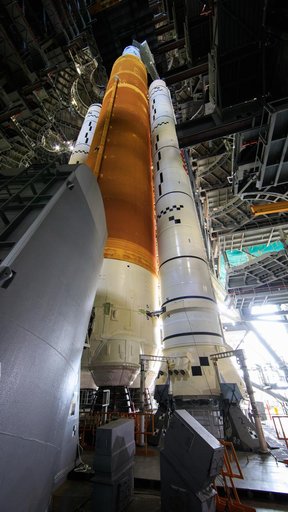 Crawler Transporter 2 Roll into VAB for Artemis I WDR Rollout &