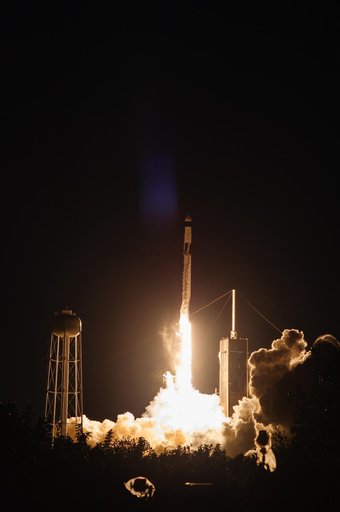 NASA's SpaceX CRS-25 Liftoff