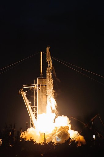 NASA's SpaceX CRS-25 Liftoff