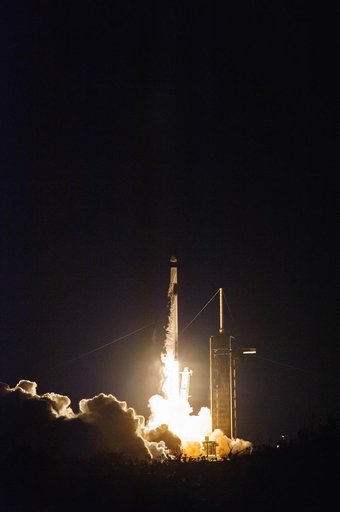 NASA's SpaceX CRS-25 Liftoff