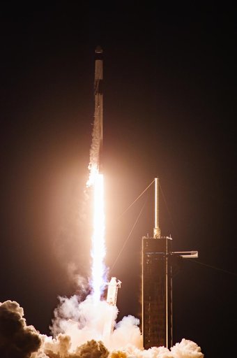 NASA/SpaceX CRS-25 Liftoff
