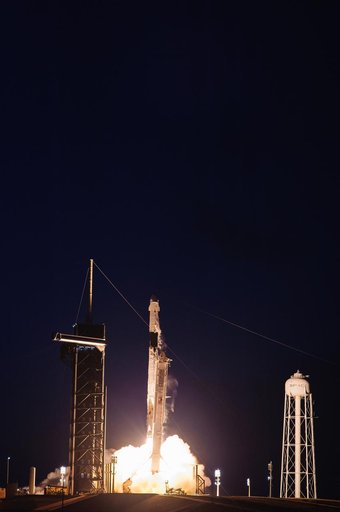 NASA/SpaceX CRS-25 Liftoff