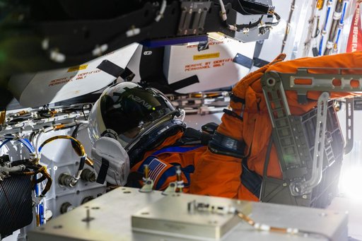 Moonikin "Campos" in Artemis I Crew Module