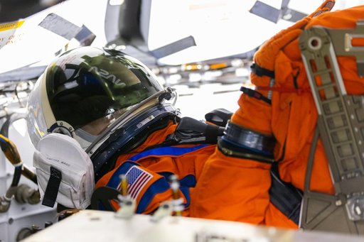 Moonikin "Campos" in Artemis I Crew Module