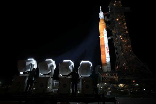 Artemis I Launch Rollout