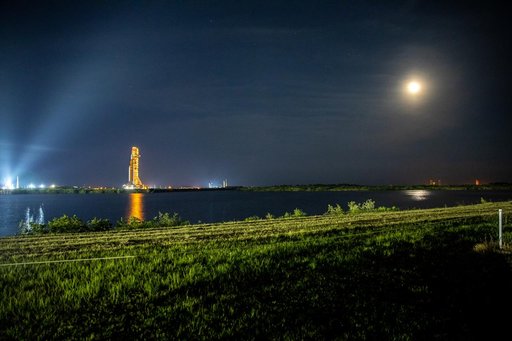 Artemis I Launch Rollout