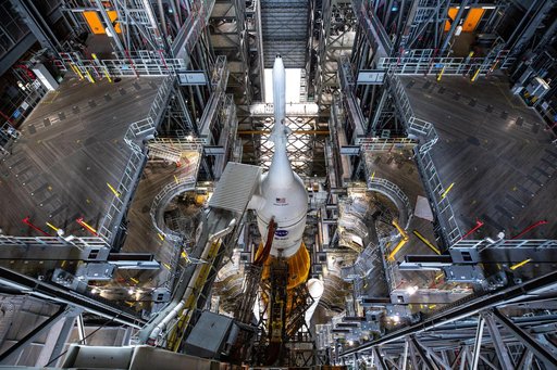 Artemis I Launch Rollout