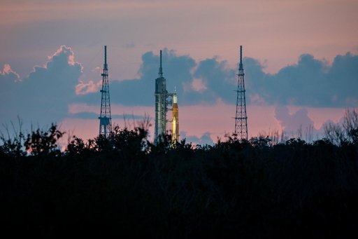 Artemis I at LC 39B