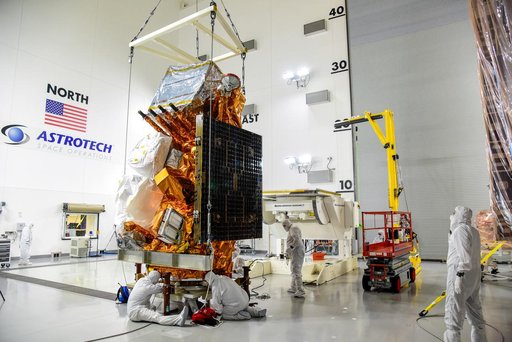 JPSS-2 Spacecraft Move To I&T Cart, Unbagging, Move to Aronson Table