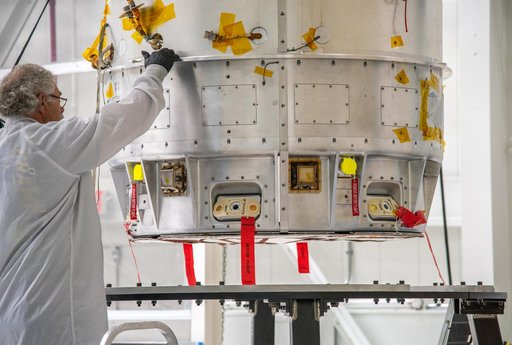 LOFTID Spacecraft Lift RV to Work Stand