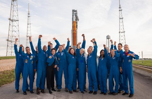 Artemis Astronaut Photo-Op