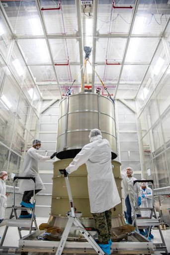 LOFTID Spacecraft Lift and Mate PASS Canister to PLA Canister