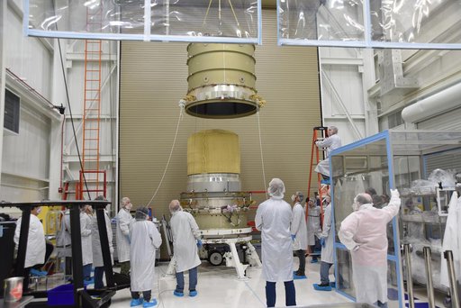 LOFTID Spacecraft Lift and Mate PASS-PLA Canister to RV-PLA