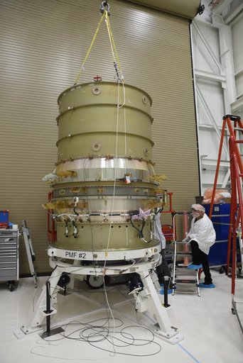 LOFTID Spacecraft Lift and Mate PASS-PLA Canister to RV-PLA