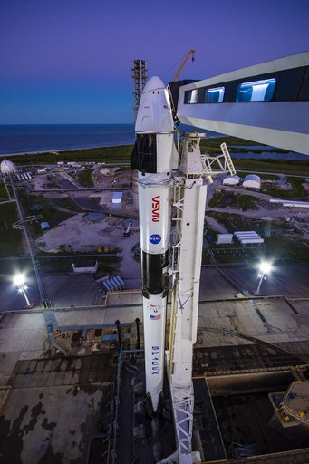 SpaceX Crew-5 Vertical & Sunrise