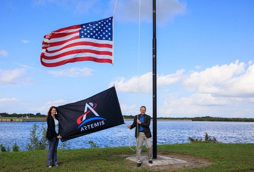 Artemis I Flag Raising