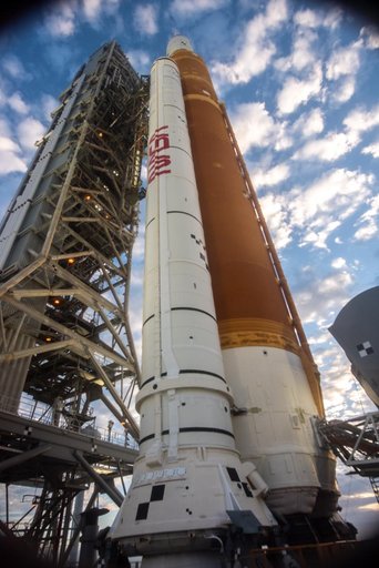 Artemis I Liftoff