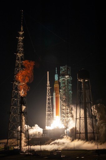 Artemis I Liftoff