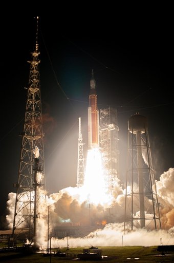 Artemis I Liftoff