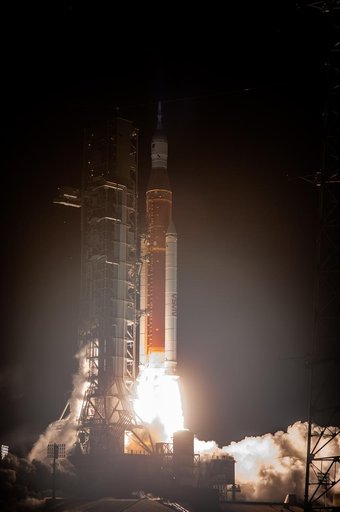 Artemis I Liftoff