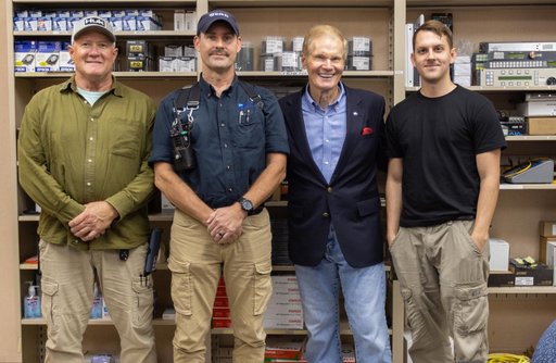 Artemis I - NASA Administrator Bill Nelson Meets the Red Team