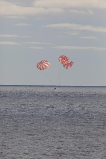 Orion Splashdown
