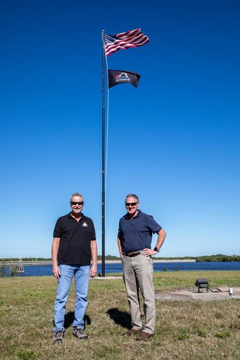 Artemis Flag Removal at LC 39 Press Site
