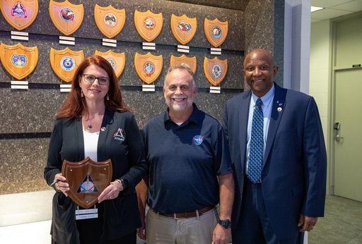 Artemis I Launch Director and Plaque Award Ceremony