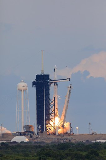 Axiom-2 Launch Show & Liftoff
