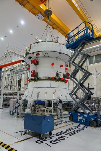 Artemis II SM Move to Fast Cell