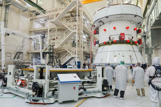 Artemis II SM Move to Fast Cell