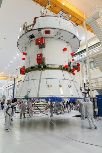 Artemis II SM Move to Fast Cell