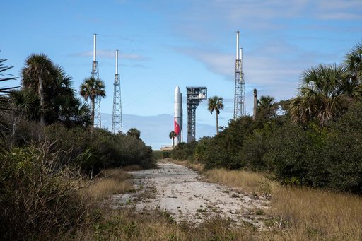 CLPS PM-1 Astrobotic/ULA Rollout for Launch
