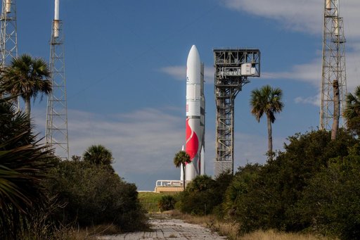 CLPS PM-1 Astrobotic/ULA Rollout for Launch