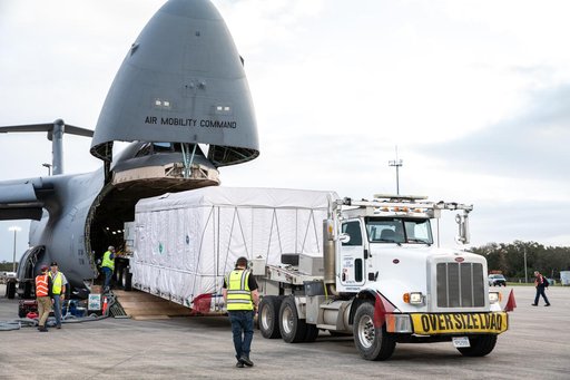 GOES-U Spacecraft Arrival and Offload