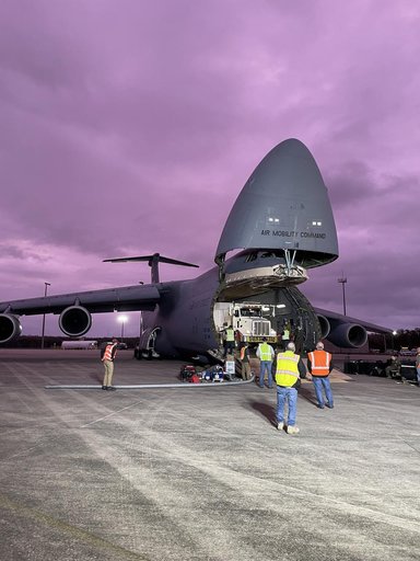 GOES-U Spacecraft Arrival and Offload