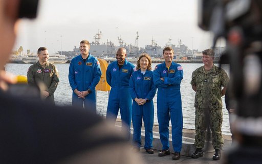 URT-11 NASA & Navy Joint Press Conference