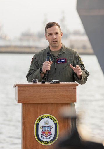 URT-11 NASA & Navy Joint Press Conference