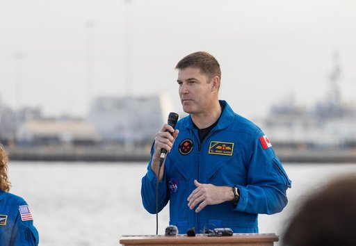 URT-11 NASA & Navy Joint Press Conference