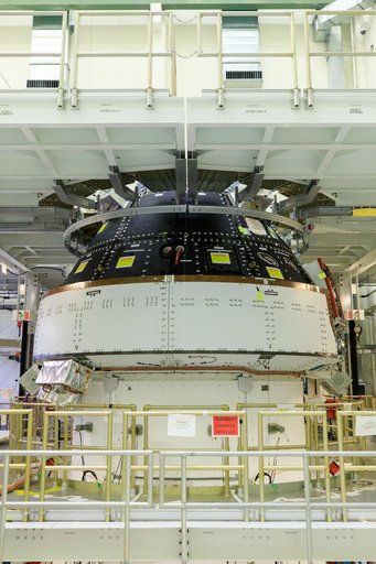 Artemis II Astronaut Family Tour of IOZ