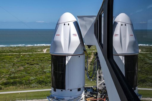 SpaceX CRS-30 Vertical at SLC-40