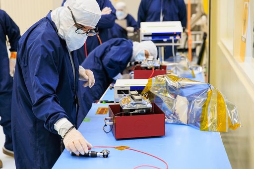 NASA’s Europa Clipper Solar Array Antenna Install