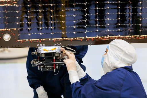 NASA’s Europa Clipper Solar Array Antenna Install